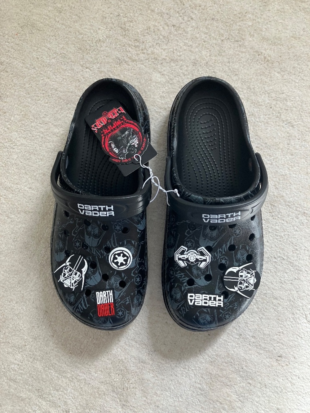 Miniso x Star Wars Darth Vader Clogs - Picture 5 of 11